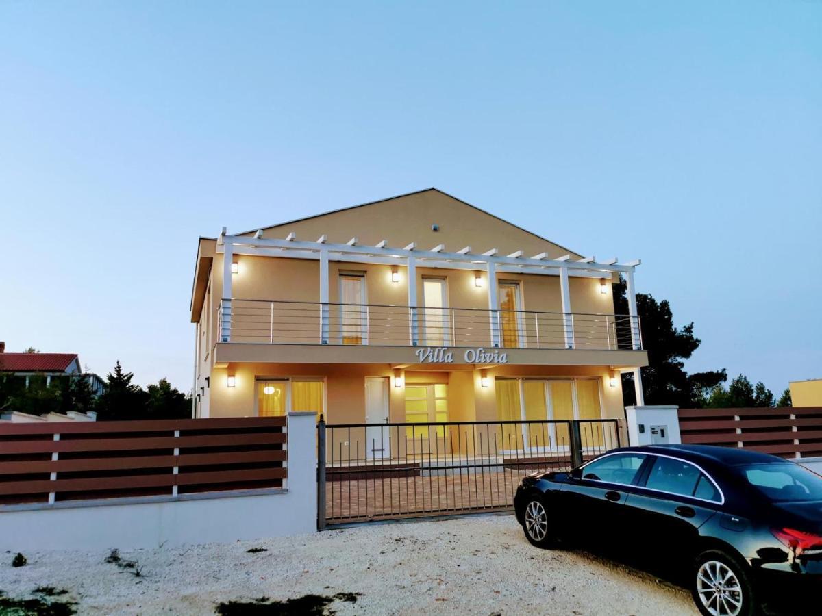 Villa Olivia - New And Modern House With Pool, Souna, Jacuzzi & Playground, Liznjan - Istra Exterior photo